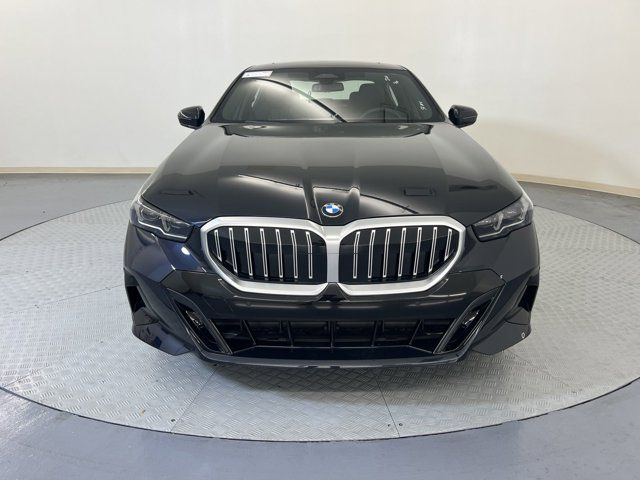 2024 BMW 5 Series 530i