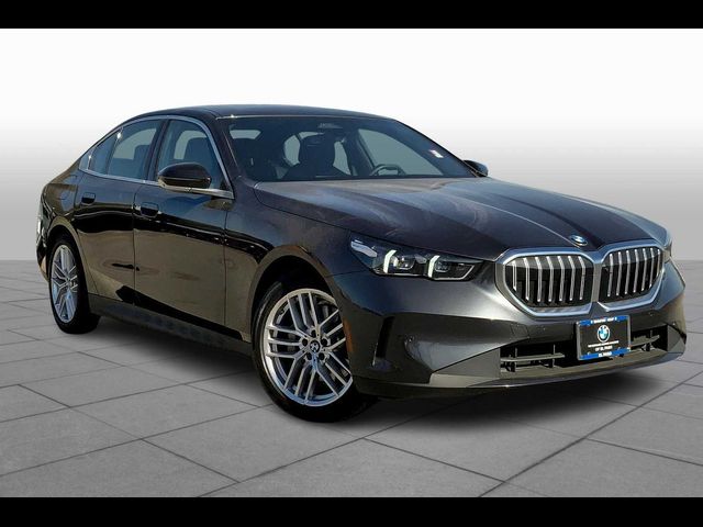 2024 BMW 5 Series 530i