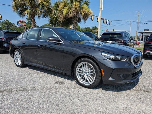 2024 BMW 5 Series 530i