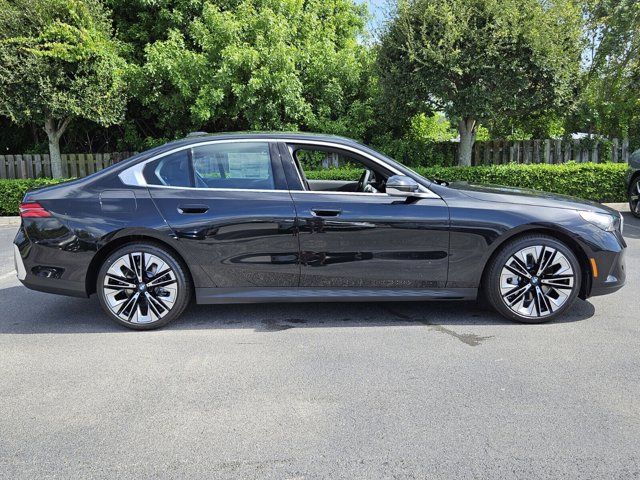 2024 BMW 5 Series 530i