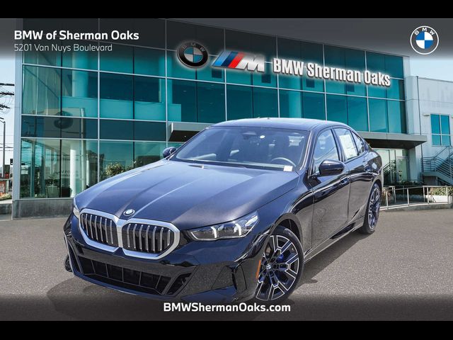 2024 BMW 5 Series 530i