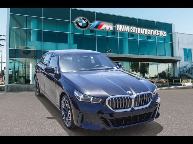 2024 BMW 5 Series 530i