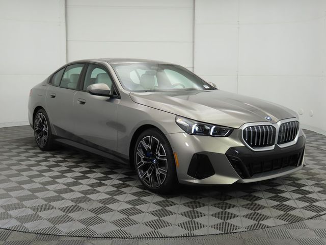 2024 BMW 5 Series 530i