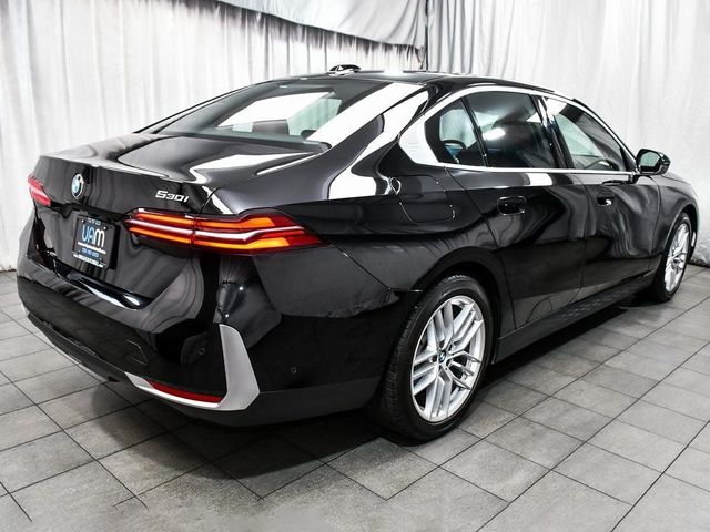 2024 BMW 5 Series 530i