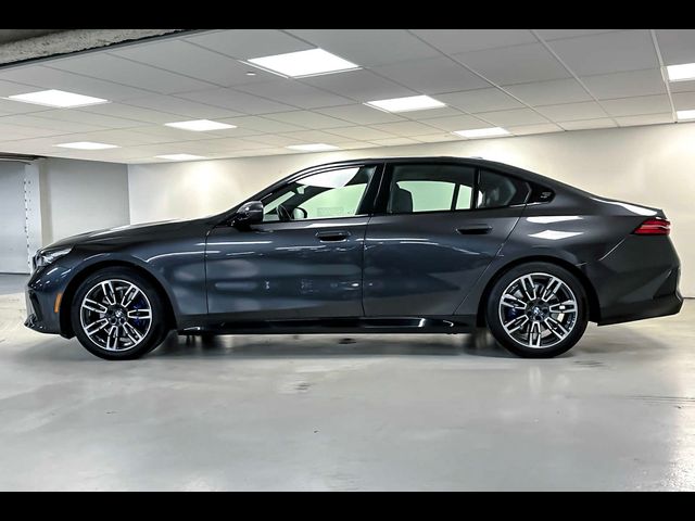 2024 BMW 5 Series 530i