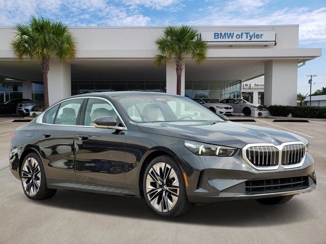 2024 BMW 5 Series 530i