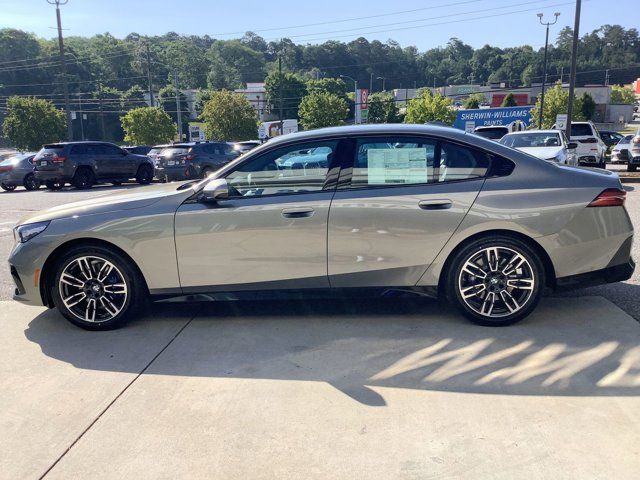 2024 BMW 5 Series 530i