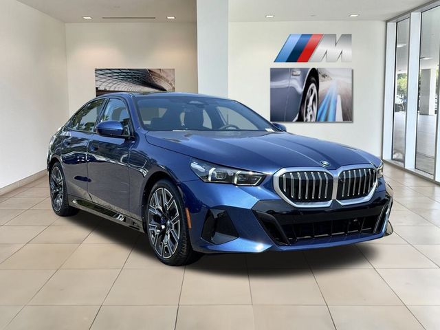 2024 BMW 5 Series 530i