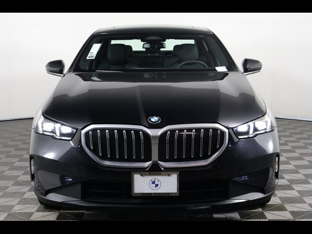 2024 BMW 5 Series 530i