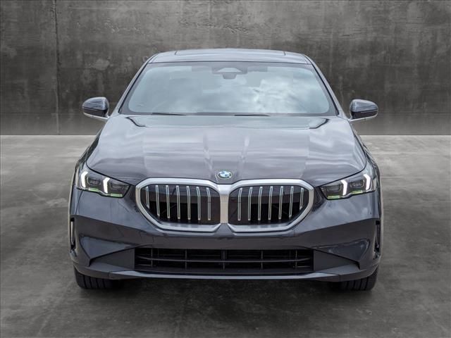 2024 BMW 5 Series 530i