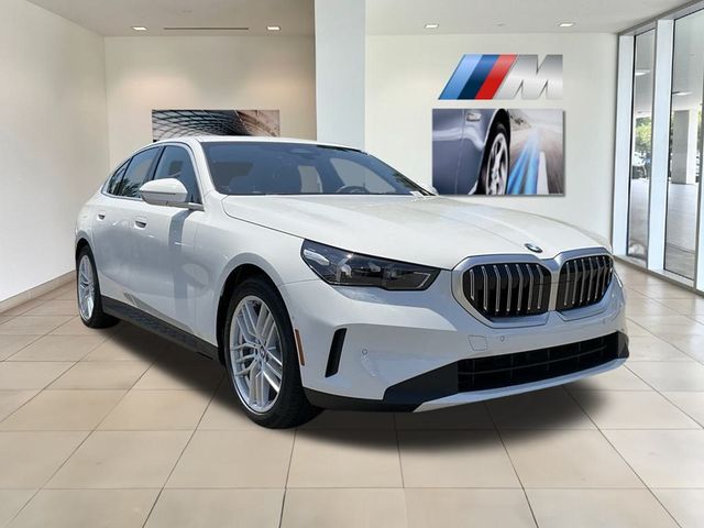 2024 BMW 5 Series 530i