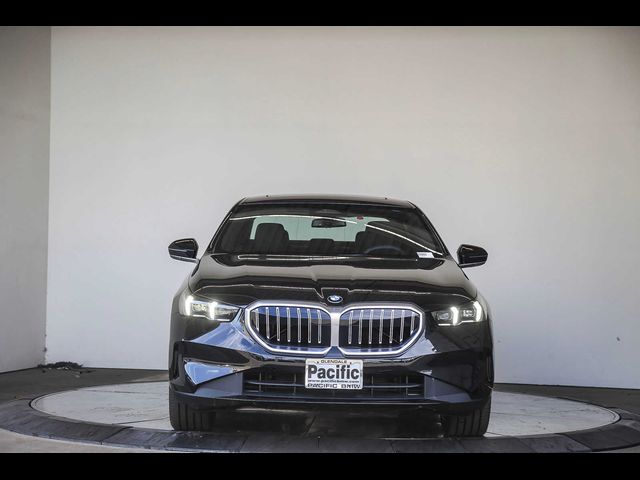 2024 BMW 5 Series 530i