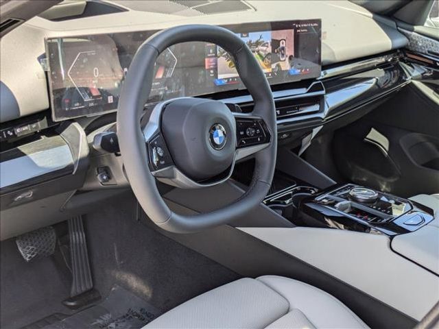 2024 BMW 5 Series 530i