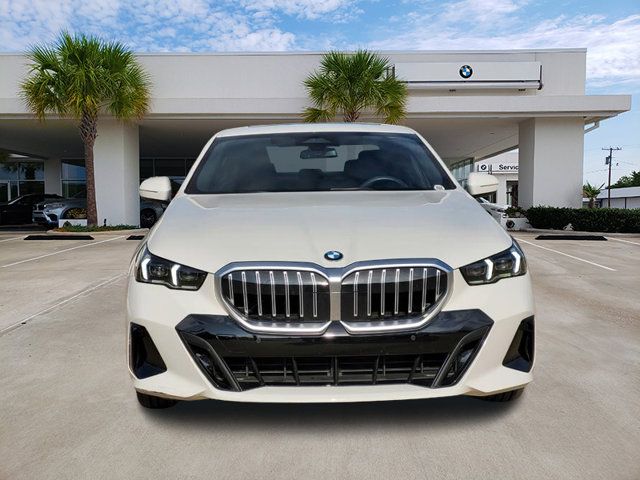 2024 BMW 5 Series 530i