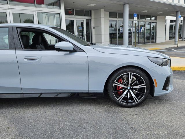 2024 BMW 5 Series 530i