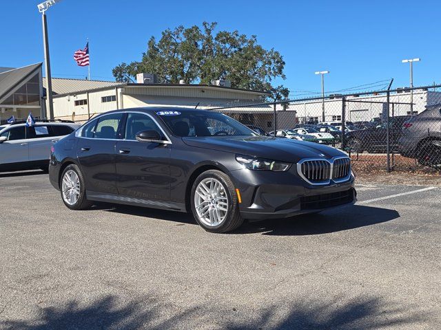 2024 BMW 5 Series 530i