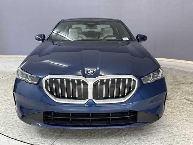 2024 BMW 5 Series 530i