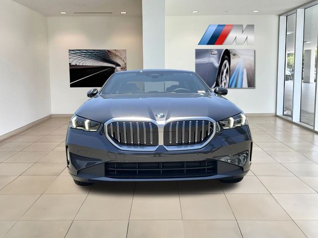 2024 BMW 5 Series 530i