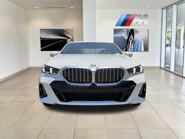 2024 BMW 5 Series 530i