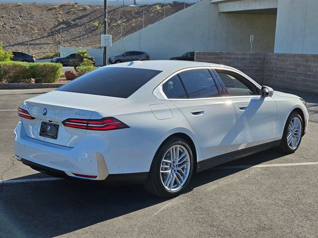 2024 BMW 5 Series 530i