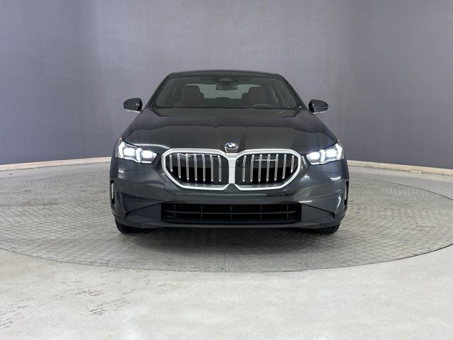 2024 BMW 5 Series 530i