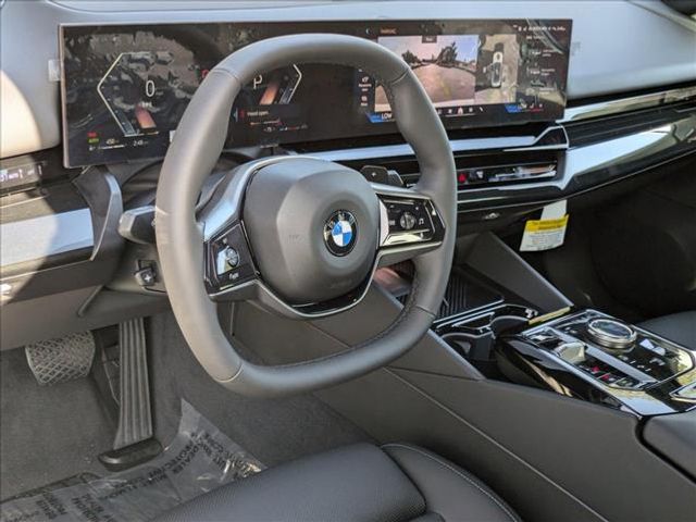 2024 BMW 5 Series 530i