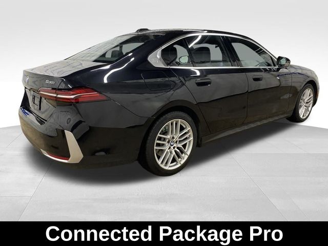 2024 BMW 5 Series 530i