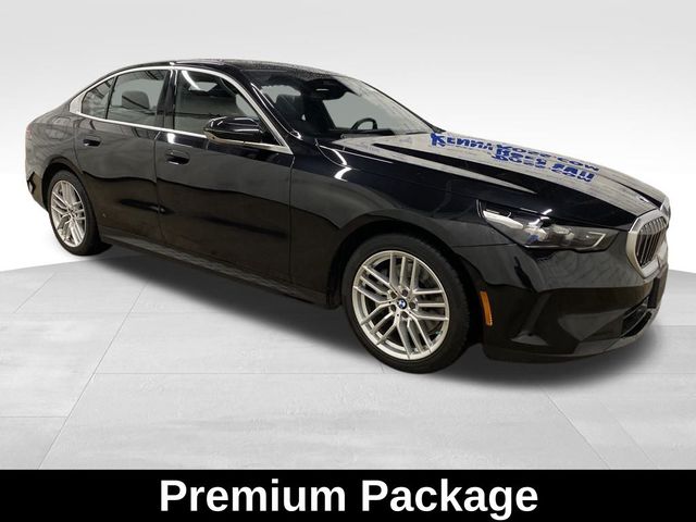 2024 BMW 5 Series 530i