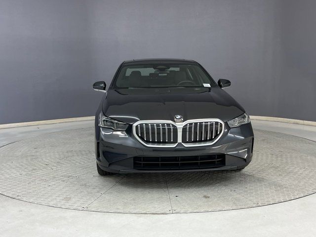 2024 BMW 5 Series 530i