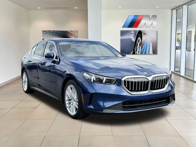 2024 BMW 5 Series 530i