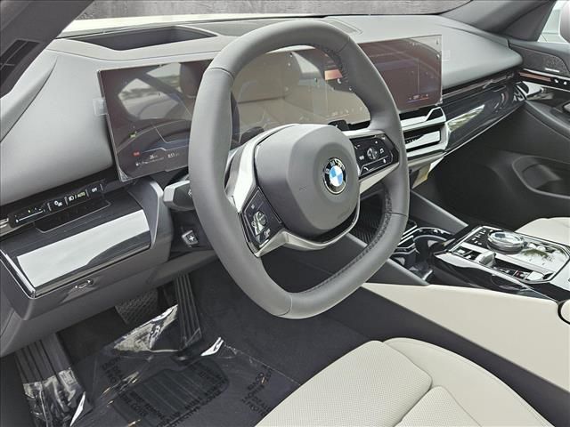 2024 BMW 5 Series 530i