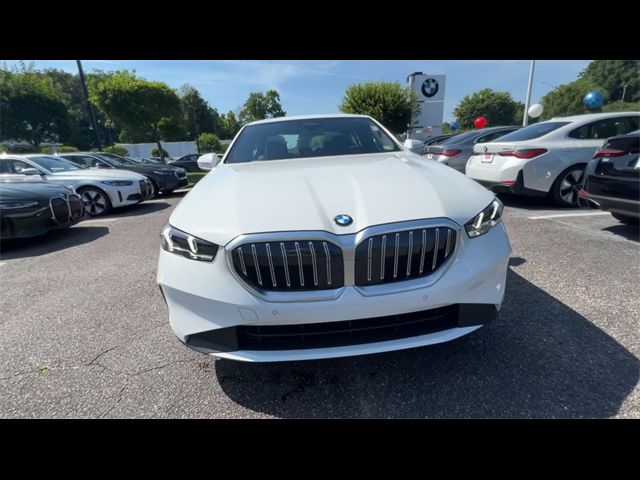 2024 BMW 5 Series 530i