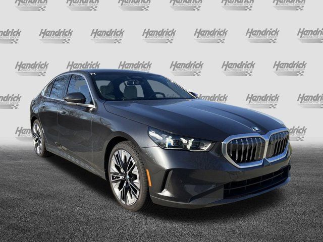 2024 BMW 5 Series 530i