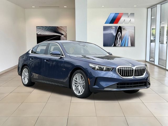 2024 BMW 5 Series 530i