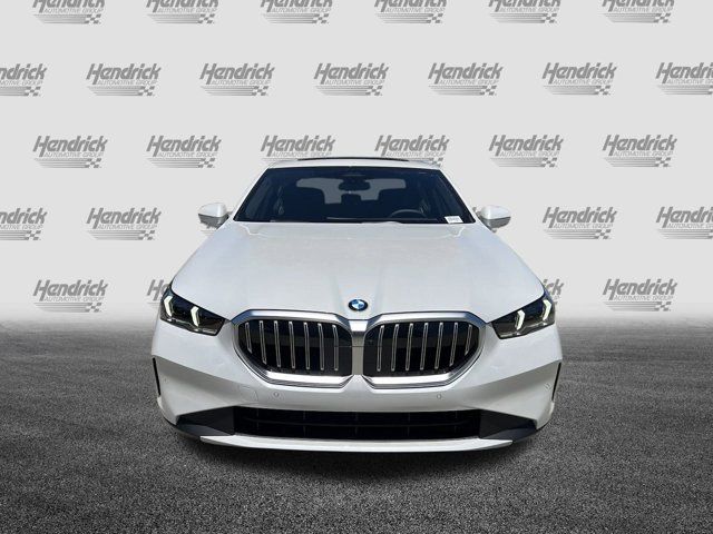 2024 BMW 5 Series 530i