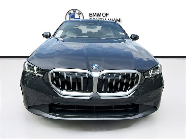 2024 BMW 5 Series 530i