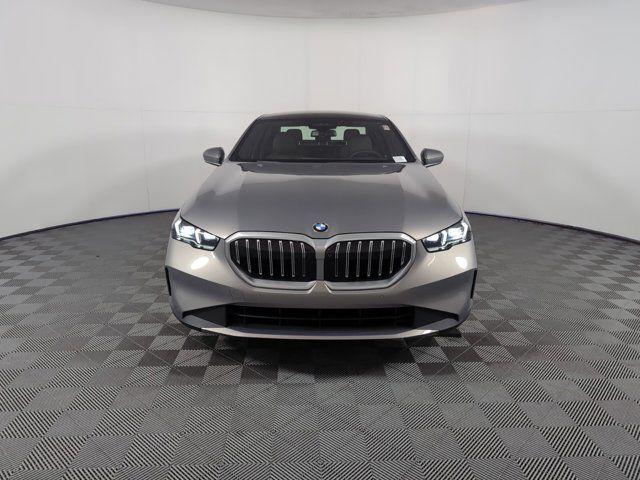 2024 BMW 5 Series 530i