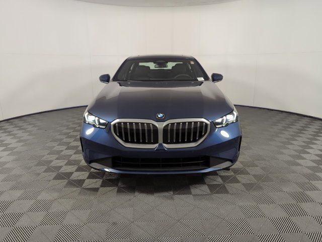 2024 BMW 5 Series 530i