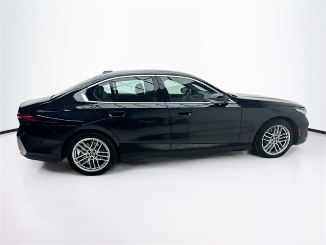 2024 BMW 5 Series 530i