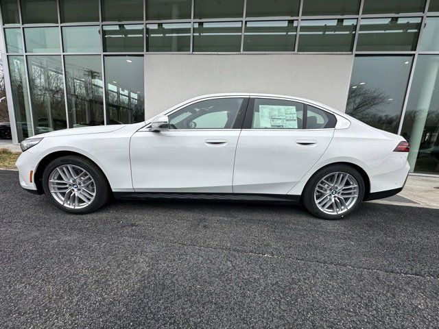 2024 BMW 5 Series 530i xDrive