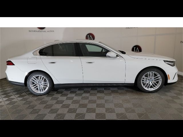 2024 BMW 5 Series 530i xDrive