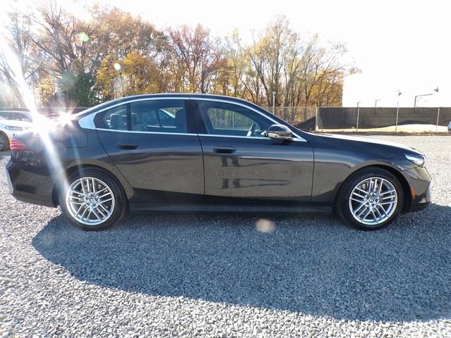 2024 BMW 5 Series 530i xDrive