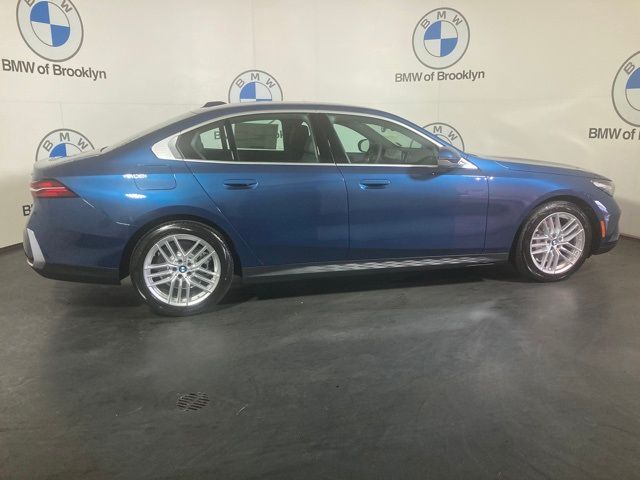 2024 BMW 5 Series 530i xDrive