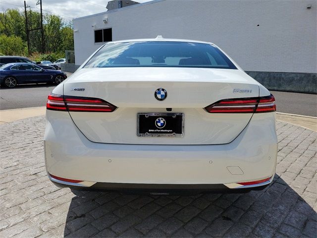 2024 BMW 5 Series 530i xDrive