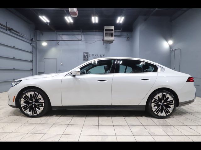 2024 BMW 5 Series 530i xDrive