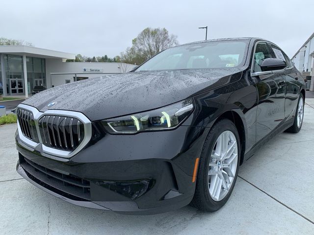 2024 BMW 5 Series 530i xDrive