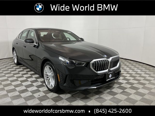 2024 BMW 5 Series 530i xDrive