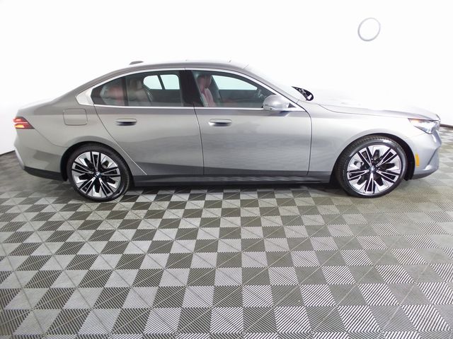 2024 BMW 5 Series 530i xDrive