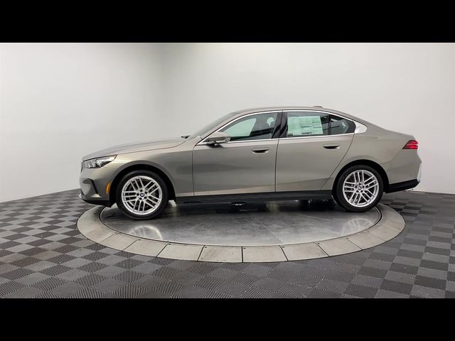 2024 BMW 5 Series 530i xDrive