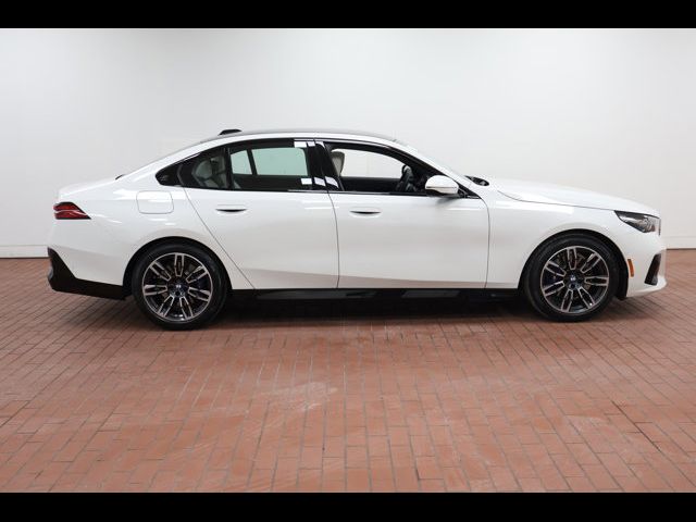 2024 BMW 5 Series 530i xDrive